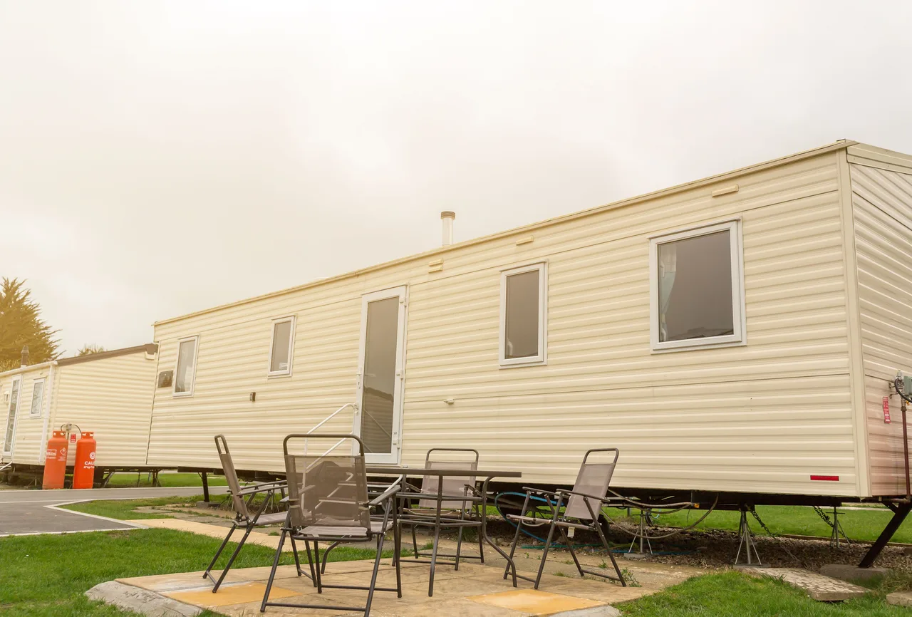 3 Bedroom Static Caravan - Weymouth Bay — caravan photograph 1