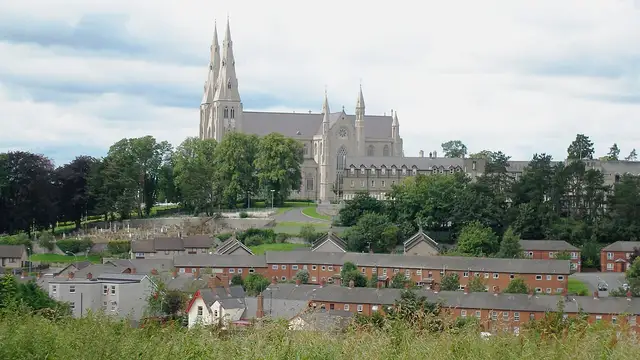 Armagh & Tyrone — Cathedrale d Armagh