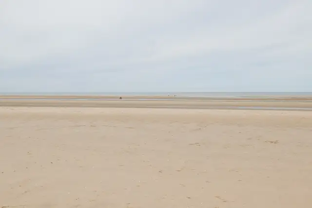 Rhyl & Prestatyn — Rhyl Beach - geograph.org.uk - 7574613